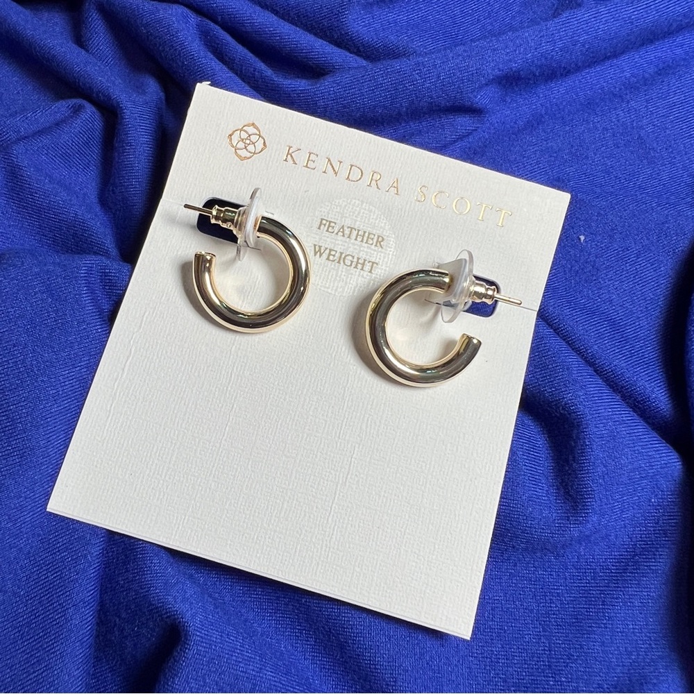 Kendra Scott feather weight gold hoop earrings